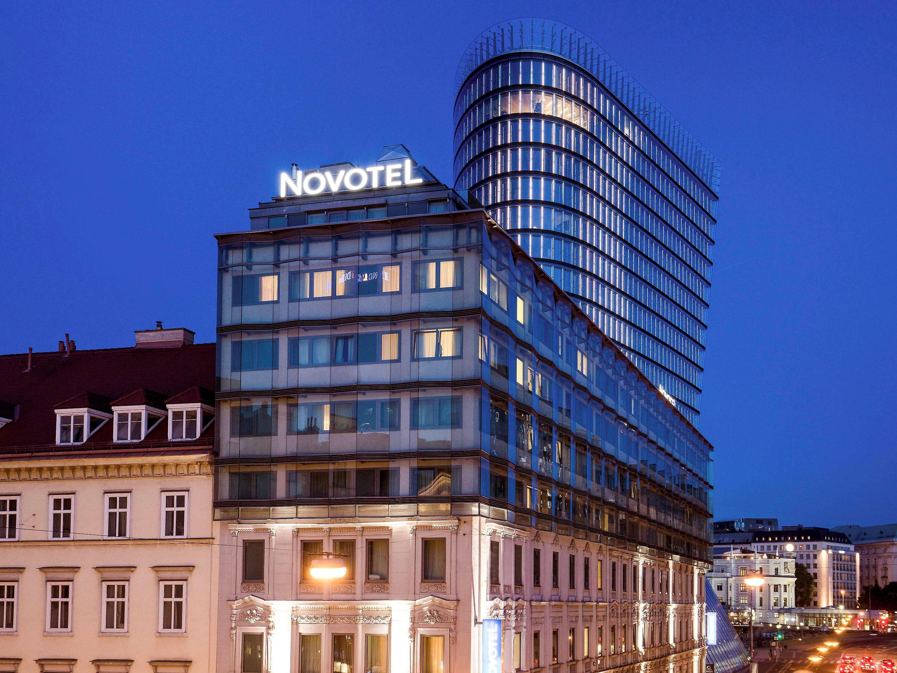 فندق نوفوتيل مدينة فيينا المظهر الخارجي الصورة